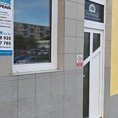 2 Hradna 9 * Nové Zámky