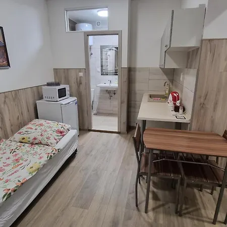 Apartment 2 Hradna 9 Nove Zamky